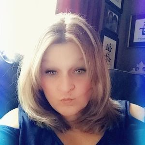 Meet your Posher, Peggy